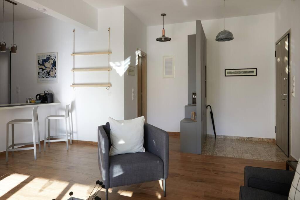 The Sunny House Apartment Athens Exterior photo